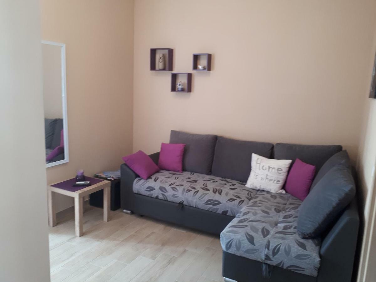 Apartments Lavanda - Free Parking And Grill Jezera Zewnętrze zdjęcie